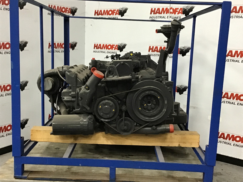 Mercedes-Benz OM447HLA 447.980 USED - Construction machinery: picture 4 Mercedes-Benz OM447HLA 447.980 USED - Construction machinery: picture 4