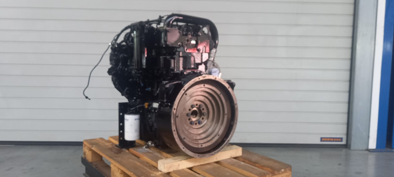 Perkins 1104A-44T RECONDITIONED - Construction machinery: picture 3 Perkins 1104A-44T RECONDITIONED - Construction machinery: picture 3