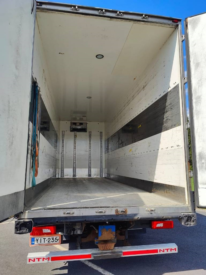 Scania R 490 - Box truck: picture 5 Scania R 490 - Box truck: picture 5