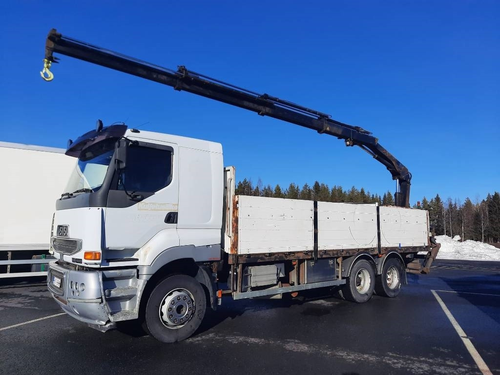 Sisu E12 - Crane truck: picture 1 Sisu E12 - Crane truck: picture 1
