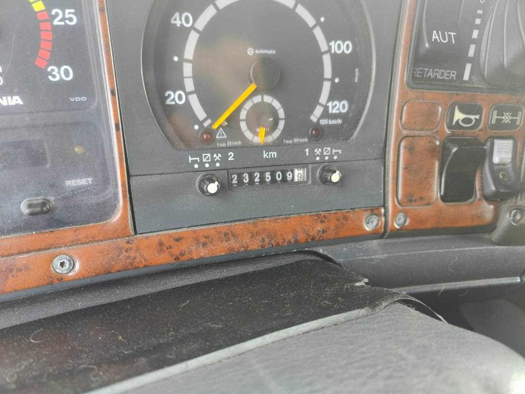 Tractor unit Scania R 164: picture 8