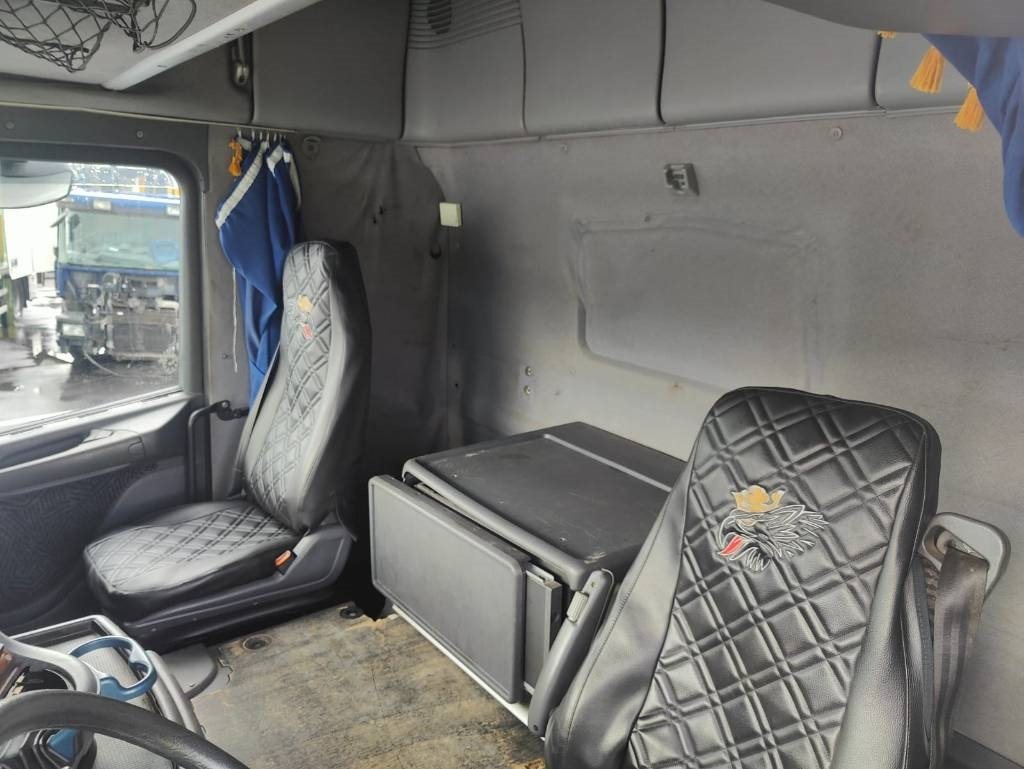 Tractor unit Scania R 164: picture 6