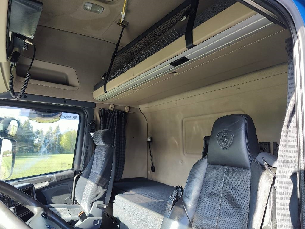 Tractor unit Scania R 480: picture 8