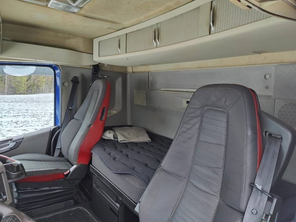 Cab chassis truck Volvo FH 13: picture 9 Cab chassis truck Volvo FH 13: picture 9