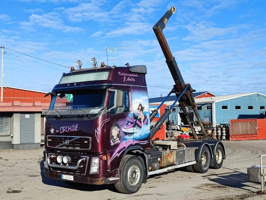 Volvo FH 16 4600 - Hook lift truck: picture 1 Volvo FH 16 4600 - Hook lift truck: picture 1