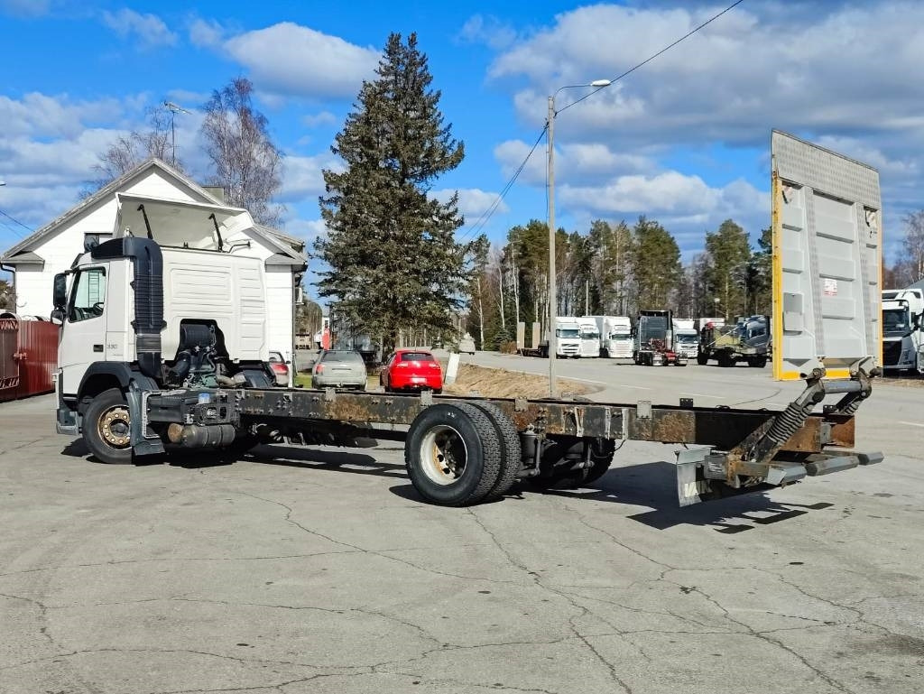 Volvo FM 11 - Cab chassis truck: picture 4 Volvo FM 11 - Cab chassis truck: picture 4