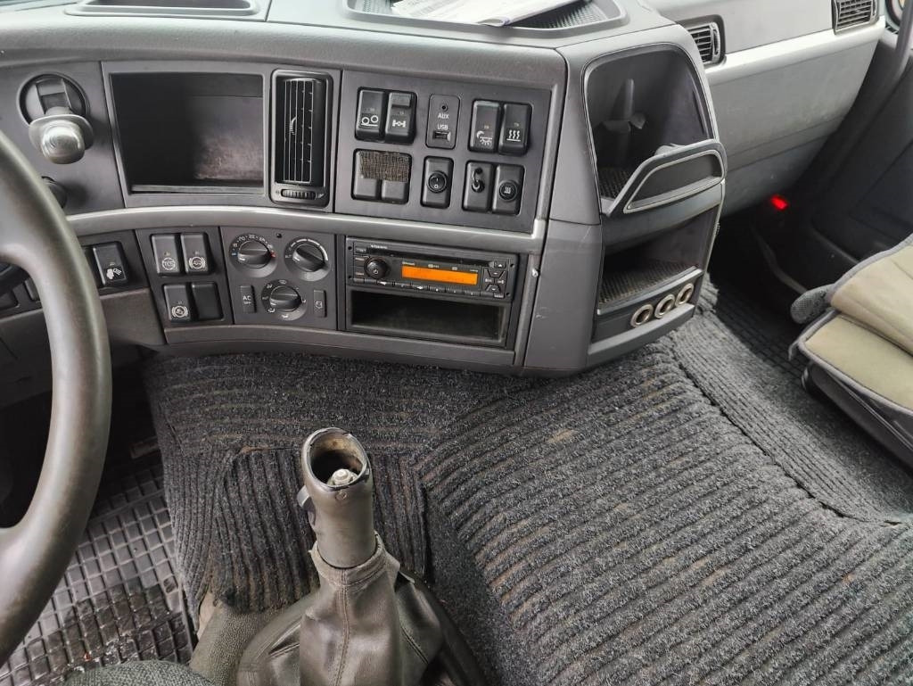 Box truck Volvo FM 13: picture 19