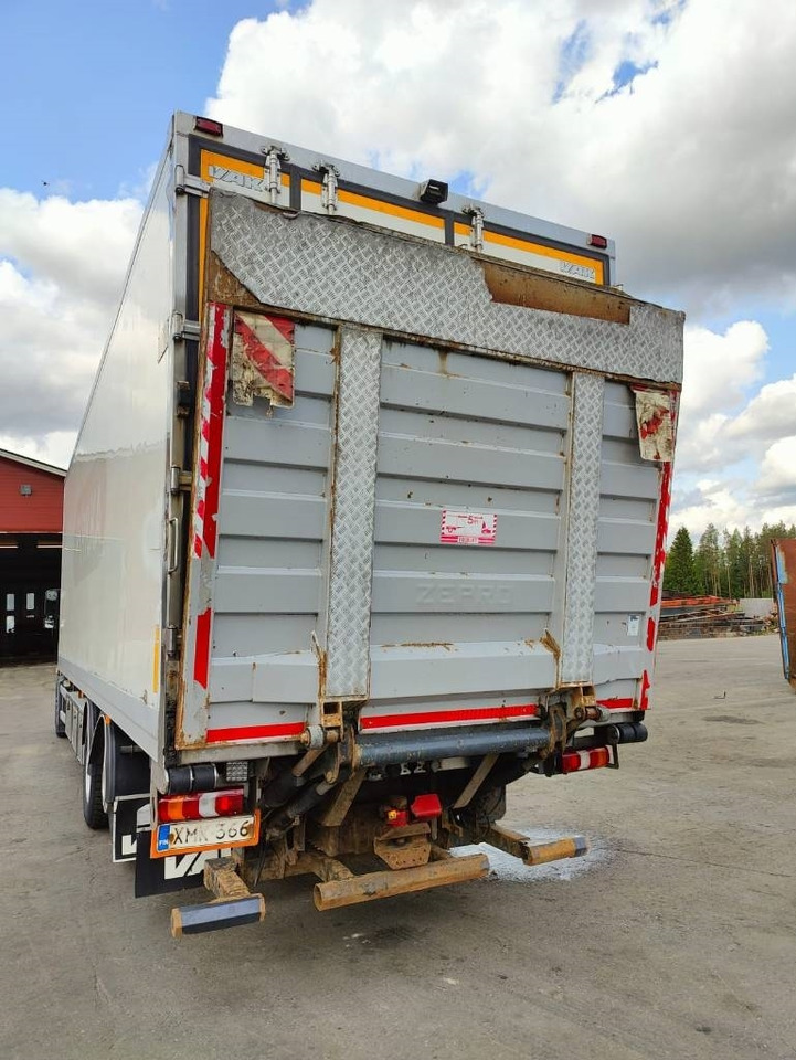 Refrigerated truck Volvo FM 13: picture 6