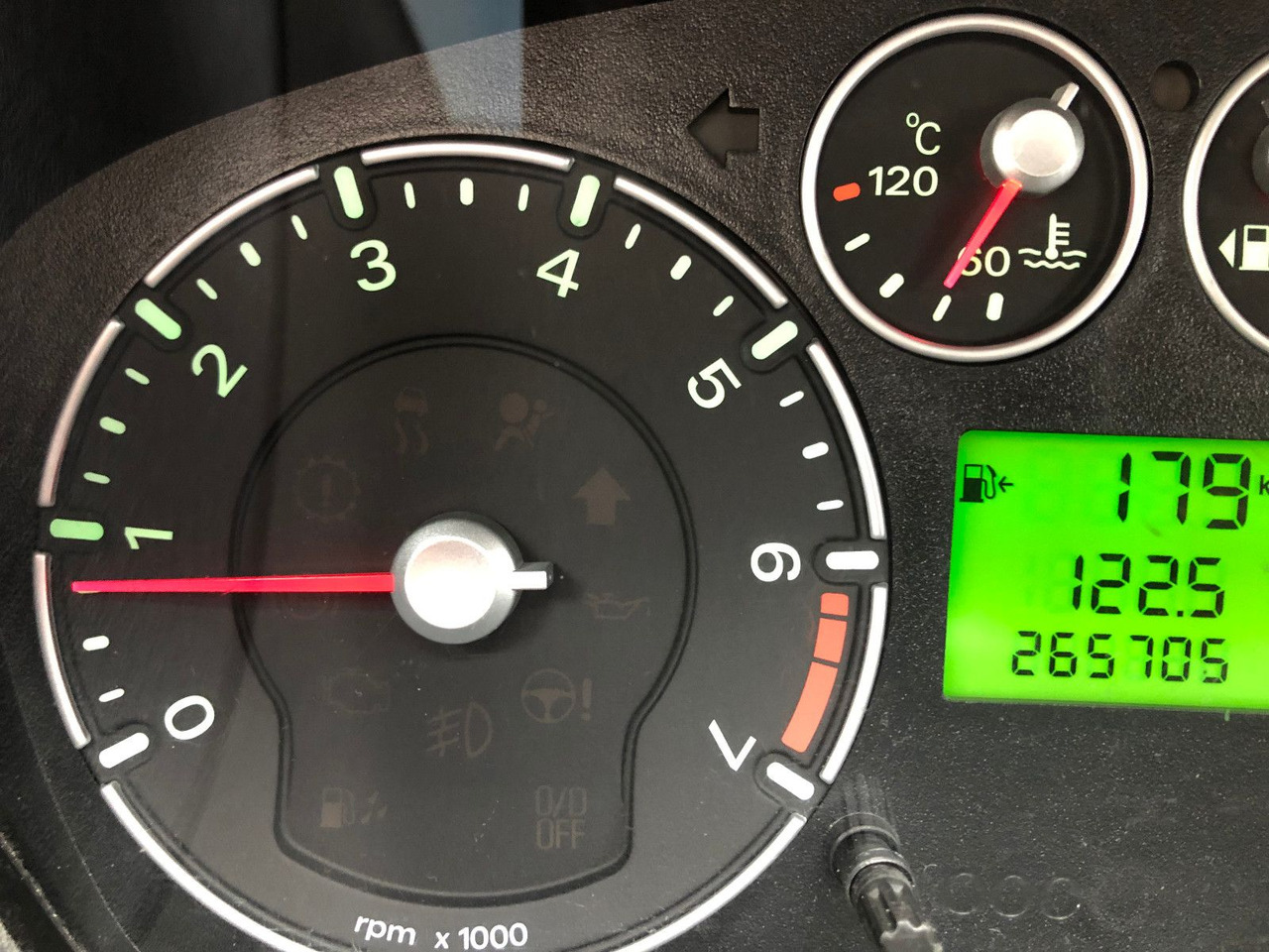 Car Ford Fusion Viva 1.4i LPG Gasanlage, Klima: picture 20