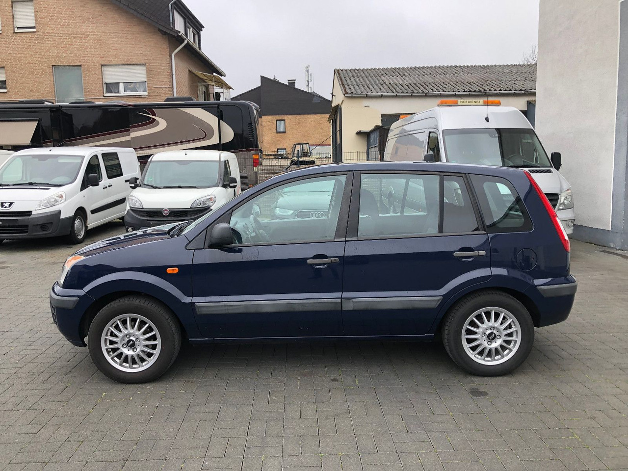 Car Ford Fusion Viva 1.4i LPG Gasanlage, Klima: picture 8