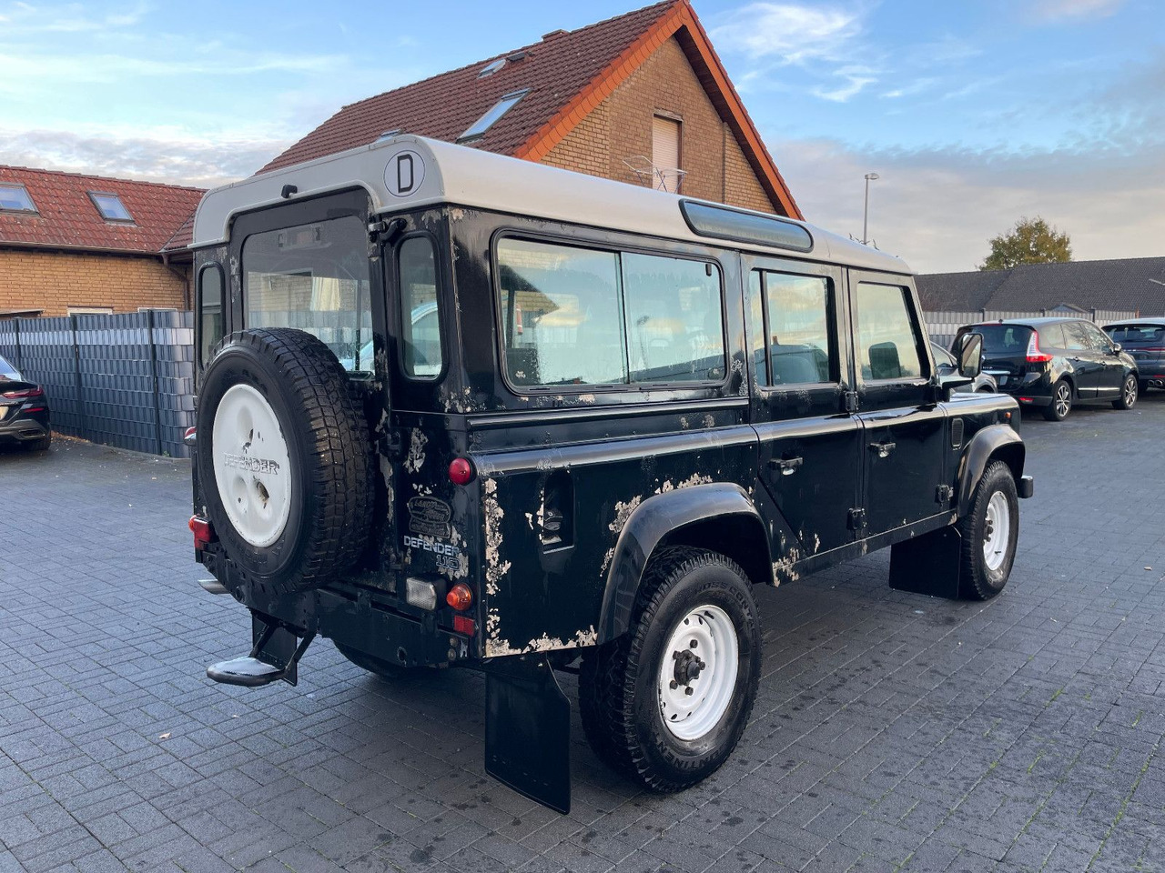Land Rover Defender 110 SW 2.5 TD , Wohnm.Zulassung, 1.Hand - SUV: picture 2 Land Rover Defender 110 SW 2.5 TD , Wohnm.Zulassung, 1.Hand - SUV: picture 2