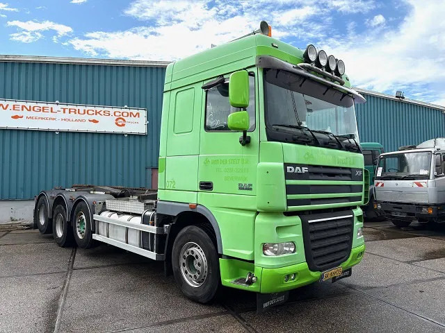 DAF XF 105.460 8x2 CHASSIS WITH MULTILIFT SYSTEM (ZF16 MANUAL GEARBOX / MX-BRAKE / 9.000 KG. FRONT-AXLE / LIFT-AXLES / FRIDGE / ETC. - Container transporter/ Swap body truck: picture 2 DAF XF 105.460 8x2 CHASSIS WITH MULTILIFT SYSTEM (ZF16 MANUAL GEARBOX / MX-BRAKE / 9.000 KG. FRONT-AXLE / LIFT-AXLES / FRIDGE / ETC. - Container transporter/ Swap body truck: picture 2