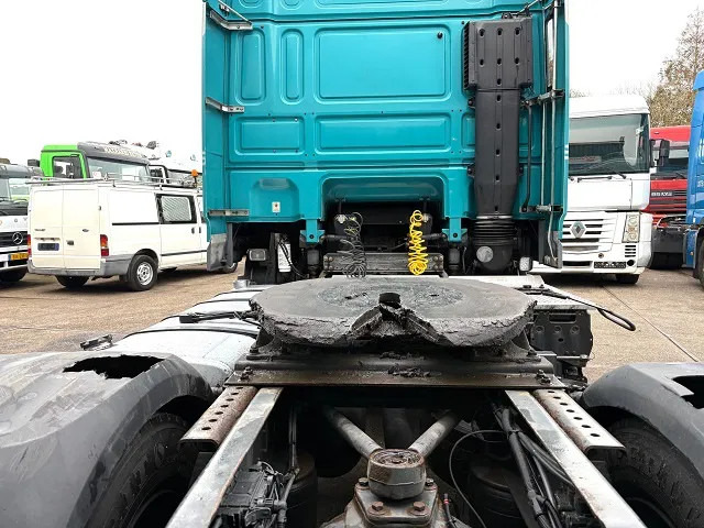Tractor unit DAF XF 105.460 ATE SPACECAB (EURO 5 / ZF MANUAL GEARBOX / P.T.O. / AIRCONDITIONING / FRIDGE UNDER BED / ETC.): picture 6
