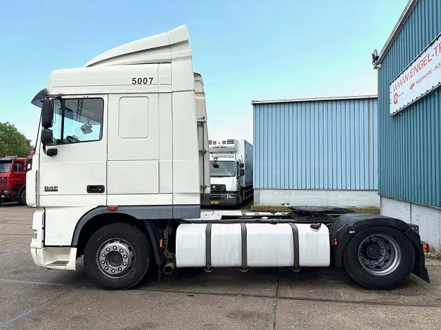 DAF XF 105.460 SPACECAB (2 IDENTICAL UNITS AVAILBLE) (ZF16 MANUAL GEARBOX / MX-BRAKE / 870+430 LITER TANK / FRIDGE / AIRCONDITIONING - Tractor unit: picture 5 DAF XF 105.460 SPACECAB (2 IDENTICAL UNITS AVAILBLE) (ZF16 MANUAL GEARBOX / MX-BRAKE / 870+430 LITER TANK / FRIDGE / AIRCONDITIONING - Tractor unit: picture 5