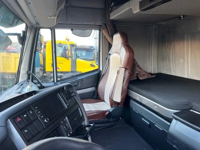 Tractor unit Iveco Stralis AS440S42T/P HI-WAY DUTCH TRUCK (APK/TUV -> 02-2024 / EURO 6 / AS-TRONIC / 2 TANKS / LEATHER SEATS / FRIDGE): picture 8