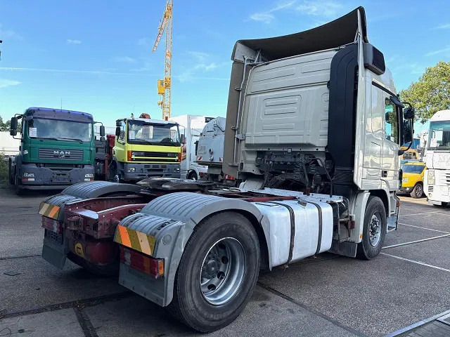 Mercedes-Benz Actros 1846 LS (MP2) (EPS WITH CLUTCH / RETARDER / 3-PEDALS/ AIRCONDITIONING / ETC) - Tractor unit: picture 3 Mercedes-Benz Actros 1846 LS (MP2) (EPS WITH CLUTCH / RETARDER / 3-PEDALS/ AIRCONDITIONING / ETC) - Tractor unit: picture 3