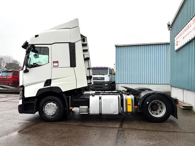 Renault T460 HIGH (EURO 6 / I-SHIFT / HYDRAULIC SYSTEM / VBI-BRAKE / P.T.O. / 2x DIESELTANK / ETC.) - Tractor unit: picture 5 Renault T460 HIGH (EURO 6 / I-SHIFT / HYDRAULIC SYSTEM / VBI-BRAKE / P.T.O. / 2x DIESELTANK / ETC.) - Tractor unit: picture 5