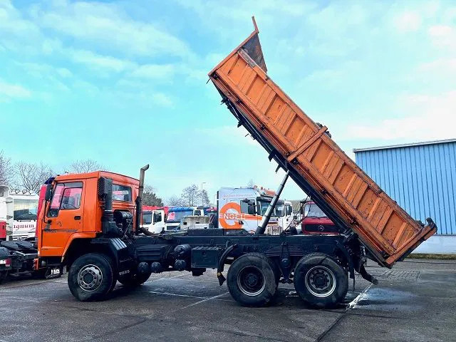 Volvo FL 12.380 6x6 FULL STEEL SUSPENSION MEILLER KIPPER (EURO 2 / MANUAL GEARBOX / REDUCTION AXLES / FULL STEEL SUSPENSION) - Tipper: picture 5 Volvo FL 12.380 6x6 FULL STEEL SUSPENSION MEILLER KIPPER (EURO 2 / MANUAL GEARBOX / REDUCTION AXLES / FULL STEEL SUSPENSION) - Tipper: picture 5