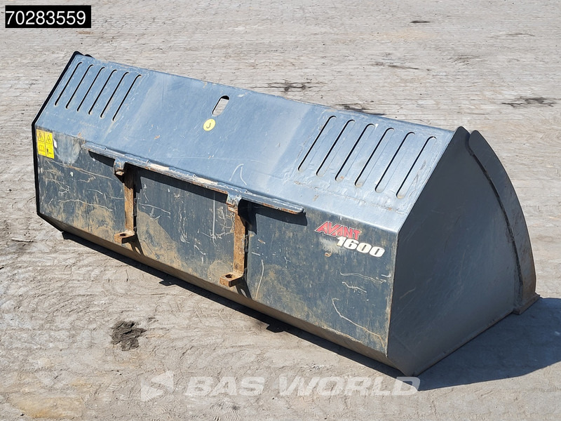 Wheel loader Avant M860i ATTACHMENTS INCLUDED: picture 19