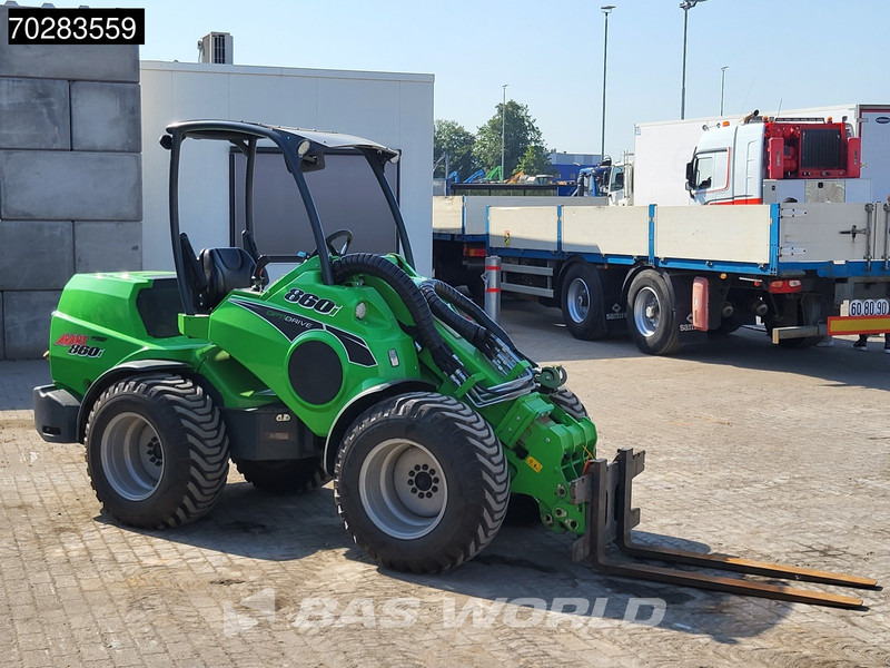 Wheel loader Avant M860i ATTACHMENTS INCLUDED: picture 11