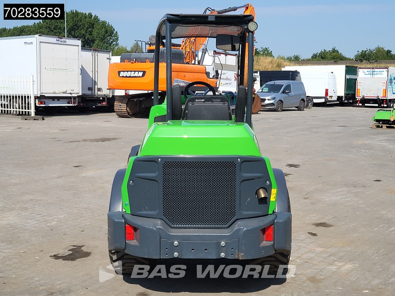 Wheel loader Avant M860i ATTACHMENTS INCLUDED: picture 9