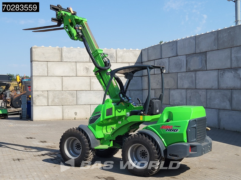 Wheel loader Avant M860i ATTACHMENTS INCLUDED: picture 6