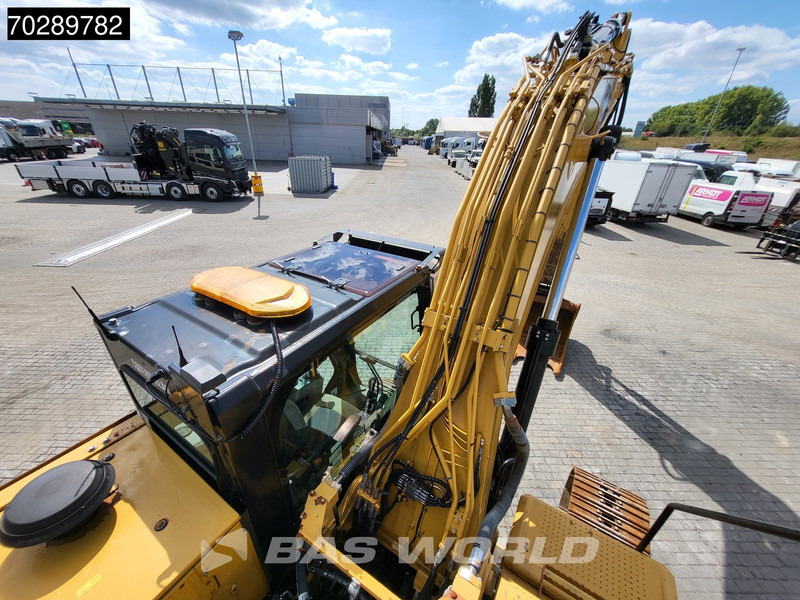 Crawler excavator Caterpillar 320 F L: picture 14