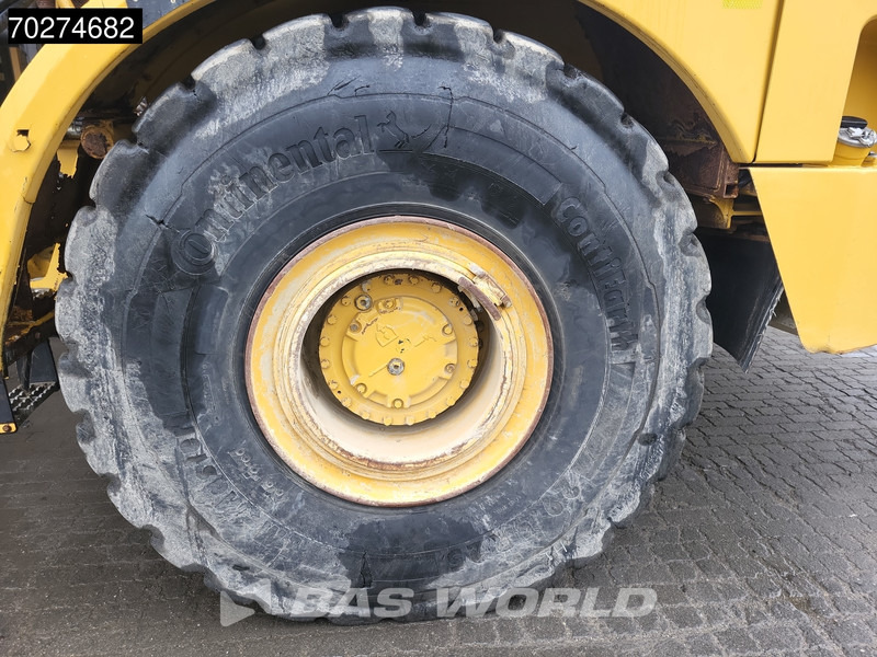 Articulated dump truck Caterpillar 740 B: picture 19