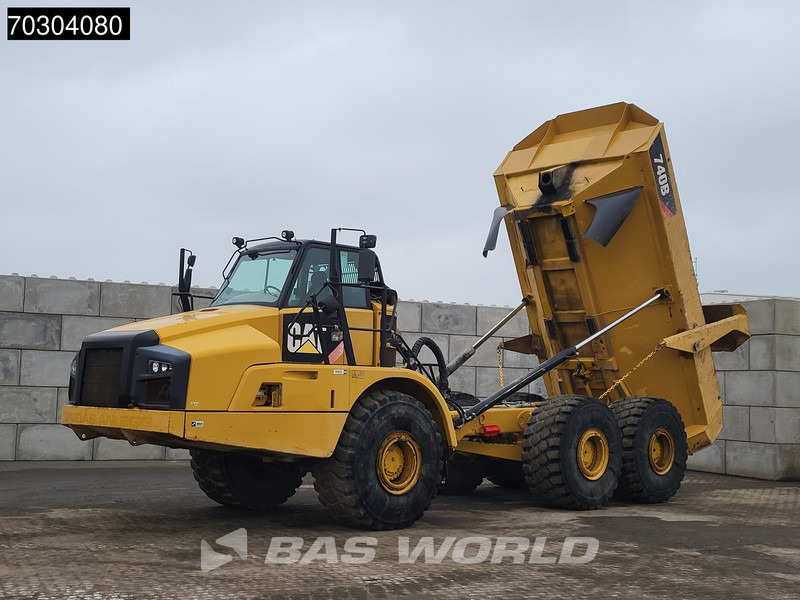 Caterpillar 740B - Articulated dump truck: picture 2 Caterpillar 740B - Articulated dump truck: picture 2