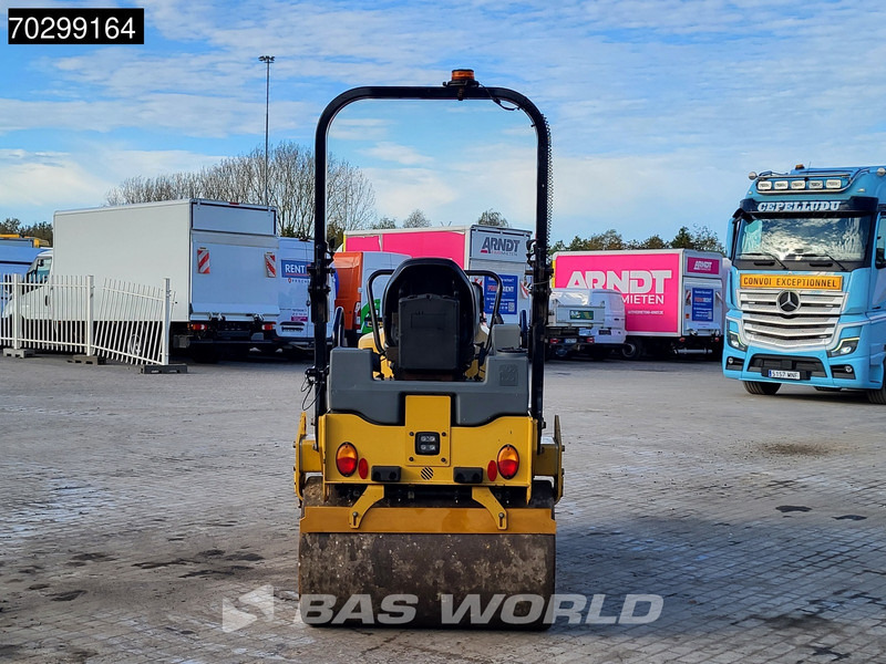 Caterpillar CB2.7 - Roller: picture 3 Caterpillar CB2.7 - Roller: picture 3