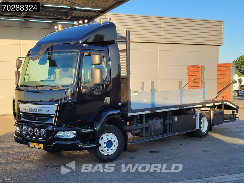 DAF LF 180 4X2 14t NL-Truck Machine transporter Oprijwagen Hydraulic ramps Euro 6 - Car transporter truck: picture 3 DAF LF 180 4X2 14t NL-Truck Machine transporter Oprijwagen Hydraulic ramps Euro 6 - Car transporter truck: picture 3