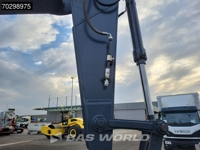 New Crawler excavator Hyundai HX360 L: picture 11 New Crawler excavator Hyundai HX360 L: picture 11