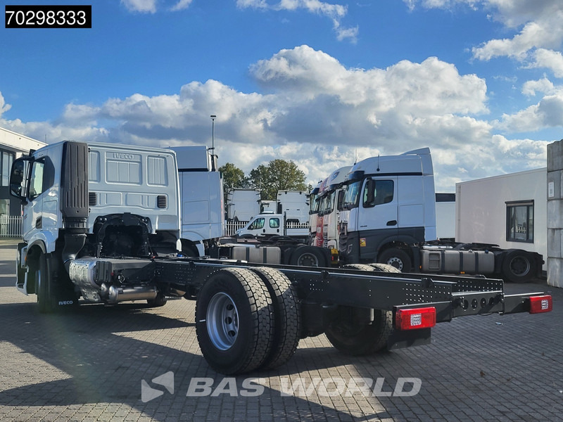 Iveco S-Way 340 4X2 NEW! Chassis Automatic Navi LED Euro 6 - Cab chassis truck: picture 2 Iveco S-Way 340 4X2 NEW! Chassis Automatic Navi LED Euro 6 - Cab chassis truck: picture 2