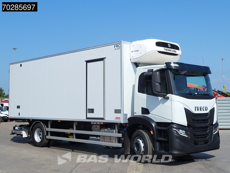 Iveco S-Way 400 4X2 NEW! Thermo King T-1200R ATP 2000kg Ladebordwand Navi ACC - Refrigerated truck: picture 3 Iveco S-Way 400 4X2 NEW! Thermo King T-1200R ATP 2000kg Ladebordwand Navi ACC - Refrigerated truck: picture 3