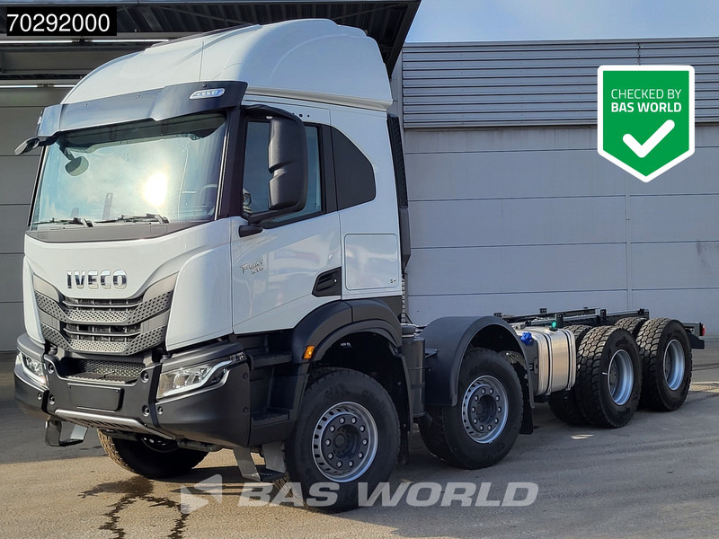 Iveco T-Way 510 8X4 New! Retarder Big-Axle Steelsuspension Automatic LED Euro 6 - Cab chassis truck: picture 1 Iveco T-Way 510 8X4 New! Retarder Big-Axle Steelsuspension Automatic LED Euro 6 - Cab chassis truck: picture 1