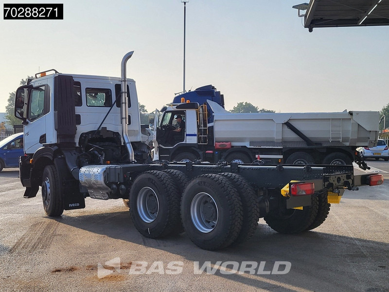 Iveco X-Way 460 6X4 New! Retarder Steelsuspension Big-Axle Navi Euro 6 - Cab chassis truck: picture 2 Iveco X-Way 460 6X4 New! Retarder Steelsuspension Big-Axle Navi Euro 6 - Cab chassis truck: picture 2