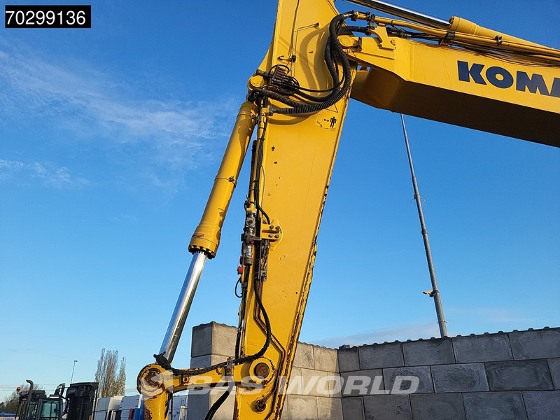 Crawler excavator Komatsu PC240 LC-10: picture 10