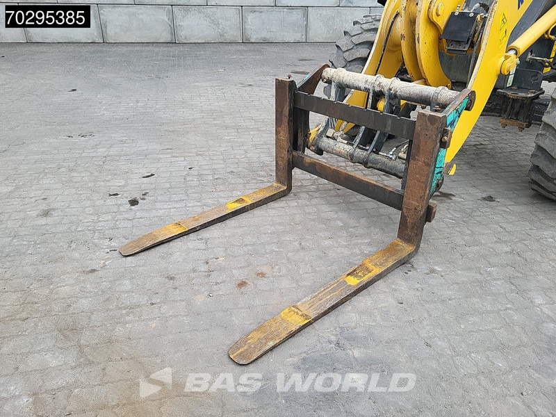 Wheel loader Komatsu WA100 M-7 BUCKET + FORKS: picture 17