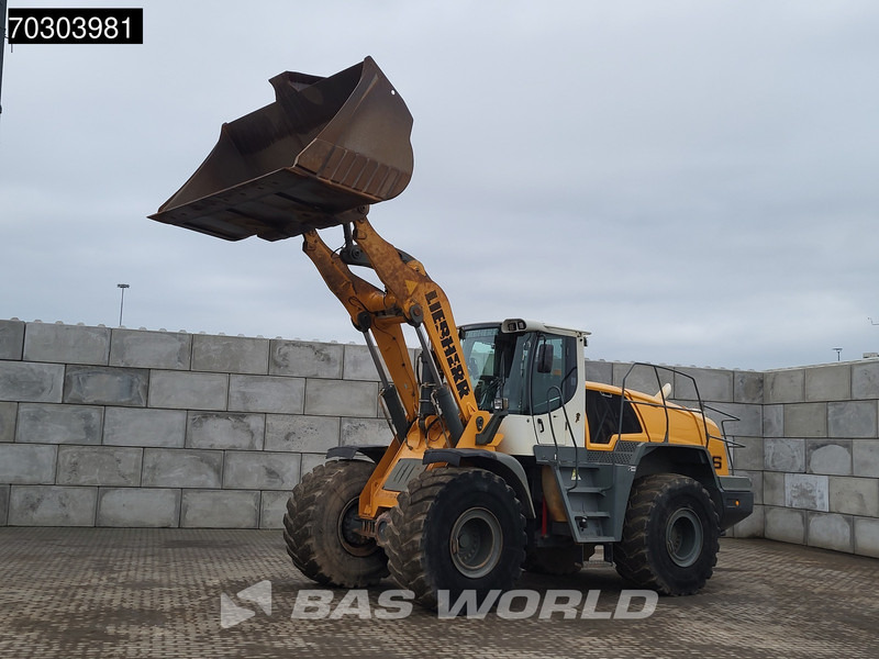 Liebherr L576 - Wheel loader: picture 2 Liebherr L576 - Wheel loader: picture 2