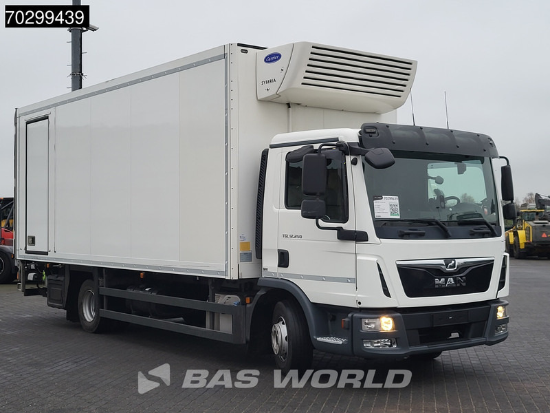 MAN TGL 12.250 TGL 4X2 Carrier TRS ECO-Drive 25 Syberia 1500kg Ladebordwand Automatic Euro 6 - Refrigerated truck: picture 3 MAN TGL 12.250 TGL 4X2 Carrier TRS ECO-Drive 25 Syberia 1500kg Ladebordwand Automatic Euro 6 - Refrigerated truck: picture 3