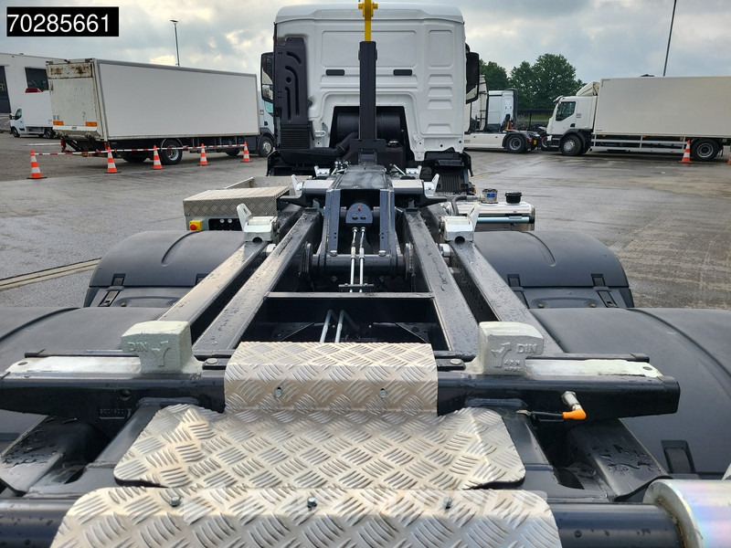 Leasing of MAN TGS 26.440 6X4 NEW HYVA H20-60S Automatic Steelsuspension Euro 6 MAN TGS 26.440 6X4 NEW HYVA H20-60S Automatic Steelsuspension Euro 6: picture 17 Leasing of MAN TGS 26.440 6X4 NEW HYVA H20-60S Automatic Steelsuspension Euro 6 MAN TGS 26.440 6X4 NEW HYVA H20-60S Automatic Steelsuspension Euro 6: picture 17