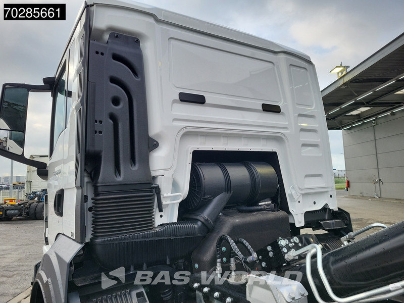 Leasing of MAN TGS 26.440 6X4 NEW HYVA H20-60S Automatic Steelsuspension Euro 6 MAN TGS 26.440 6X4 NEW HYVA H20-60S Automatic Steelsuspension Euro 6: picture 12 Leasing of MAN TGS 26.440 6X4 NEW HYVA H20-60S Automatic Steelsuspension Euro 6 MAN TGS 26.440 6X4 NEW HYVA H20-60S Automatic Steelsuspension Euro 6: picture 12