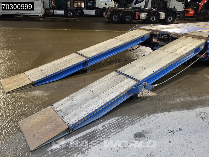 MAN TGS 35.480 8X2 Machine transporter Hydraulic Ramps Lift+Steering Axle Manual Euro 5 - Car transporter truck: picture 5 MAN TGS 35.480 8X2 Machine transporter Hydraulic Ramps Lift+Steering Axle Manual Euro 5 - Car transporter truck: picture 5