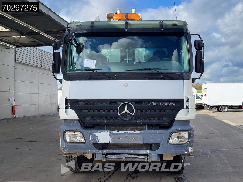 Concrete mixer truck Mercedes-Benz Actros 3241 8X4 7m3 Putzmeister TMM 21-3 Mixer Big-Axle Steelsuspension 3-Pedals Euro 4: picture 8 Concrete mixer truck Mercedes-Benz Actros 3241 8X4 7m3 Putzmeister TMM 21-3 Mixer Big-Axle Steelsuspension 3-Pedals Euro 4: picture 8