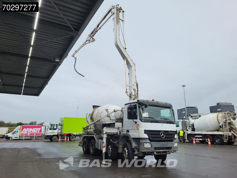 Mercedes-Benz Actros 3241 8X4 Putzmeister TMM 21-3 PUMI 7m3 Liebherr Big-Axle 3-Pedals Euro 4 - Concrete pump truck: picture 3 Mercedes-Benz Actros 3241 8X4 Putzmeister TMM 21-3 PUMI 7m3 Liebherr Big-Axle 3-Pedals Euro 4 - Concrete pump truck: picture 3