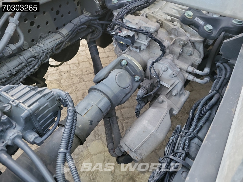 Container transporter/ Swap body truck Mercedes-Benz Antos 2533 Antos 6X2 BDF ADR Full Air Suspension Lift+Steering Axle Automatic Euro 6: picture 13 Container transporter/ Swap body truck Mercedes-Benz Antos 2533 Antos 6X2 BDF ADR Full Air Suspension Lift+Steering Axle Automatic Euro 6: picture 13