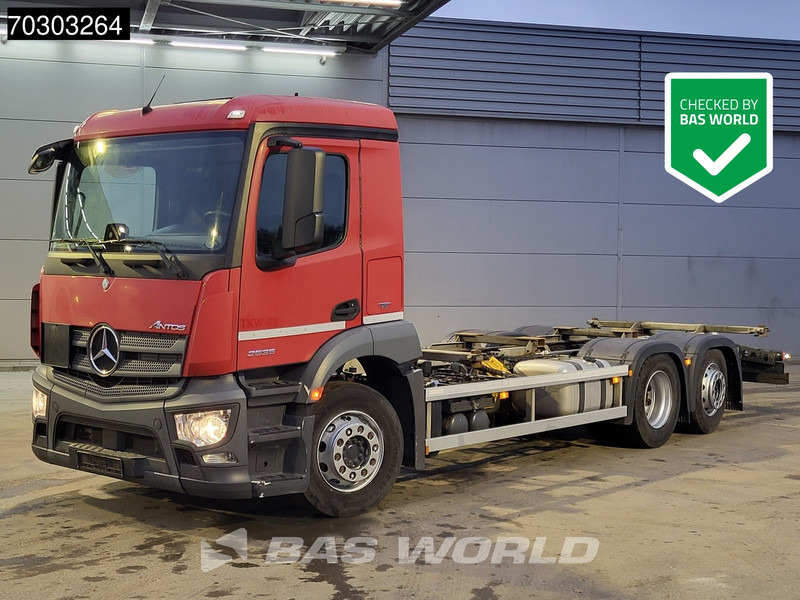 Mercedes-Benz Antos 2535 Antos 6X2 BDF ADR Full Air Suspension Lift+Steering Axle Automatic Euro 6 - Container transporter/ Swap body truck: picture 1 Mercedes-Benz Antos 2535 Antos 6X2 BDF ADR Full Air Suspension Lift+Steering Axle Automatic Euro 6 - Container transporter/ Swap body truck: picture 1