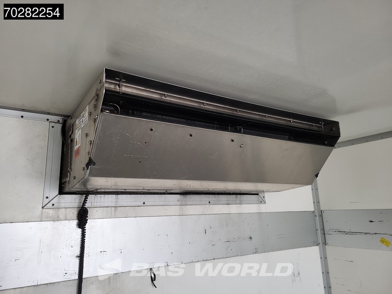 Leasing of Mercedes-Benz Atego 1324 4X2 13tonner Thermo King T-1200R Manual 1500kg Ladebordwand Euro 5 Mercedes-Benz Atego 1324 4X2 13tonner Thermo King T-1200R Manual 1500kg Ladebordwand Euro 5: picture 15