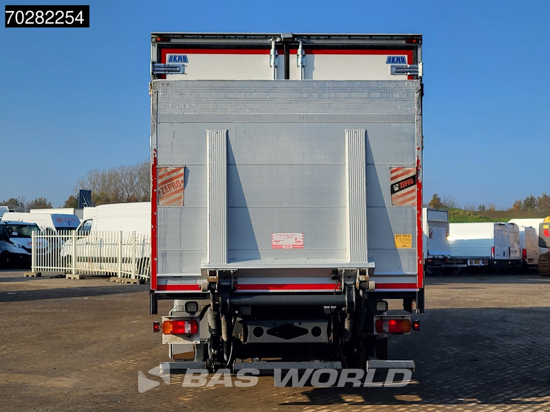 Leasing of Mercedes-Benz Atego 1324 4X2 13tonner Thermo King T-1200R Manual 1500kg Ladebordwand Euro 5 Mercedes-Benz Atego 1324 4X2 13tonner Thermo King T-1200R Manual 1500kg Ladebordwand Euro 5: picture 9