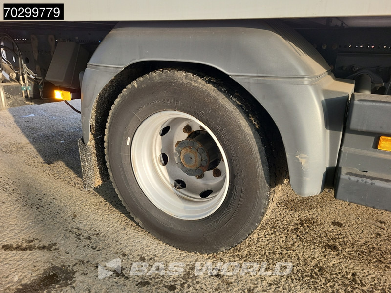 Box truck Mercedes-Benz Atego 1324 4X2 6-Cylinder Automatic Tailgate Euro 6: picture 17 Box truck Mercedes-Benz Atego 1324 4X2 6-Cylinder Automatic Tailgate Euro 6: picture 17